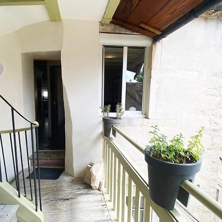 Wood Stone And Wine Apartment Beaune  Exterior photo